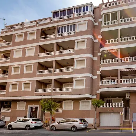 2 Ramon Gallud Apartamento *